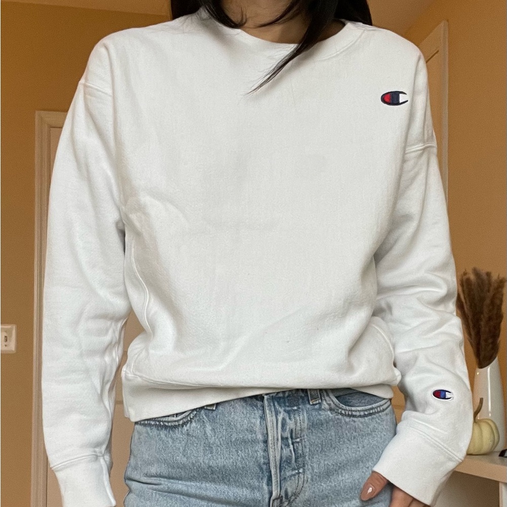 Champion Women’s White Sweatshirt